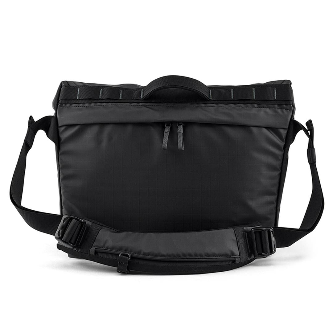 BASE CAMP VOYAGER MESSENGER BAG THE NORTH FACE