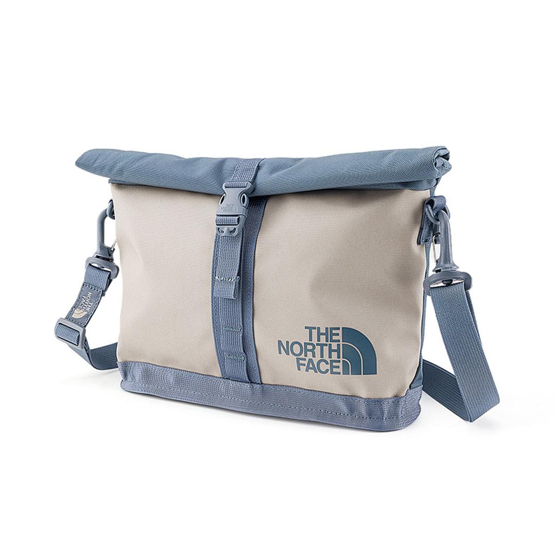 BASE CAMP SHOULDER BAG THE NORTH FACE