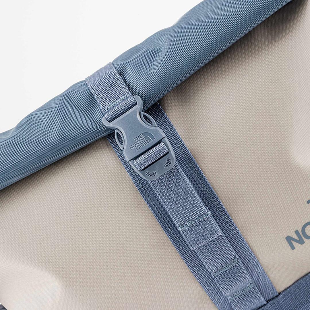 BASE CAMP SHOULDER BAG THE NORTH FACE
