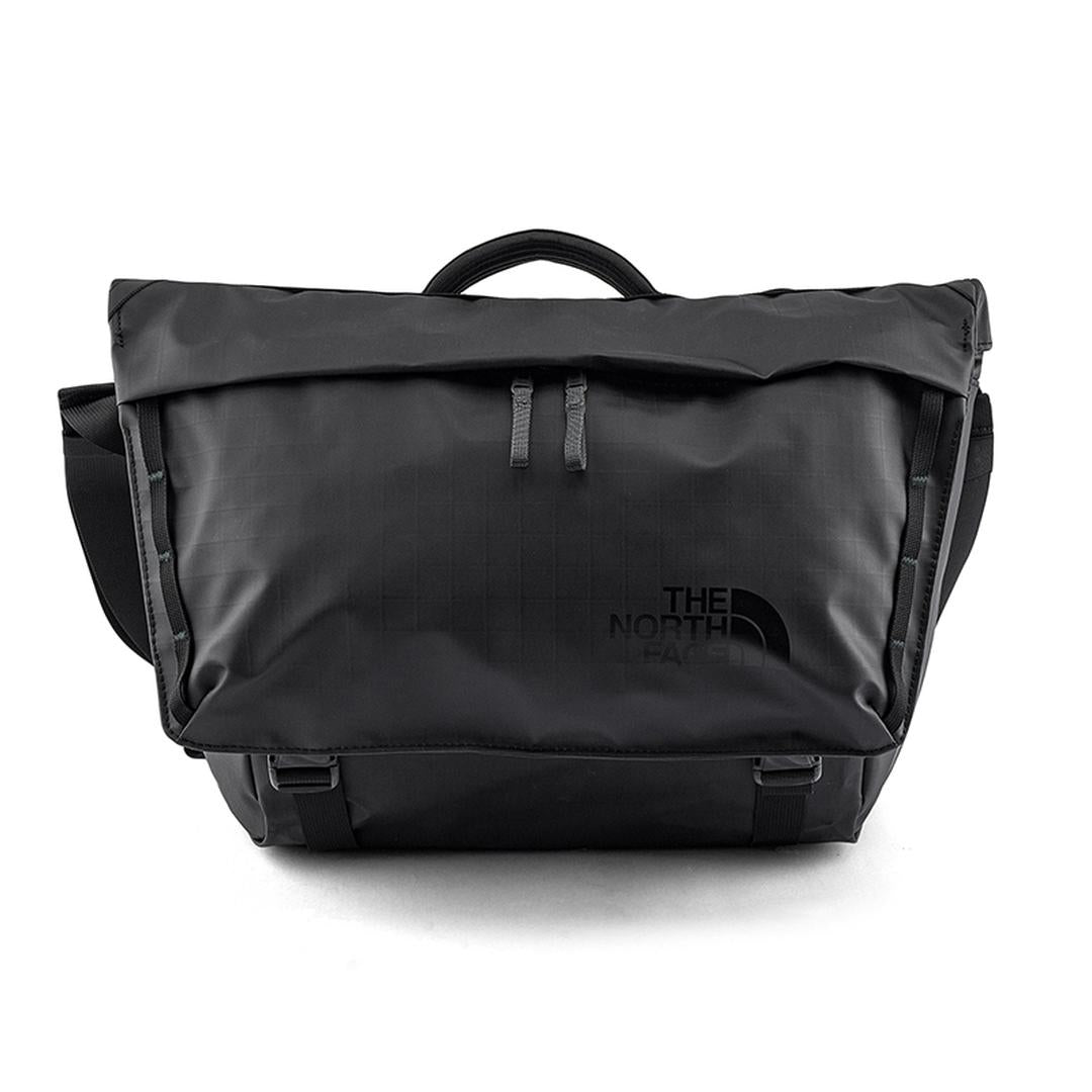 BASE CAMP VOYAGER MESSENGER BAG THE NORTH FACE