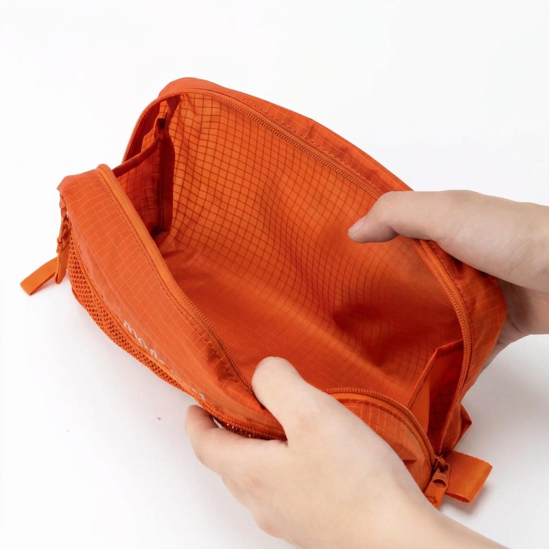 TOILETRY CASE
